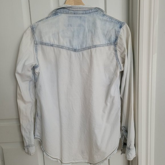 Garage Denim Style Button Up - Picture 2 of 3